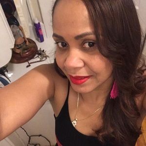 Meet your Posher, Grisel